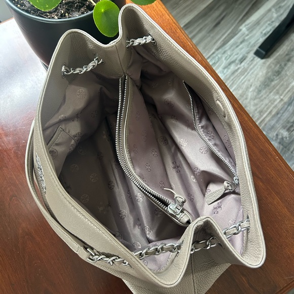 Tory Burch bag - Picture 10 of 11